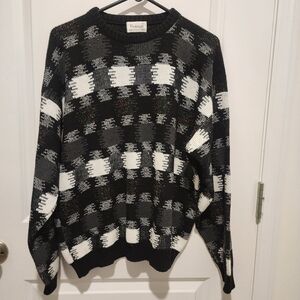 Vintage Protege Black White Rainbow Grunge Crewneck Sweater Mens Large USA EUC